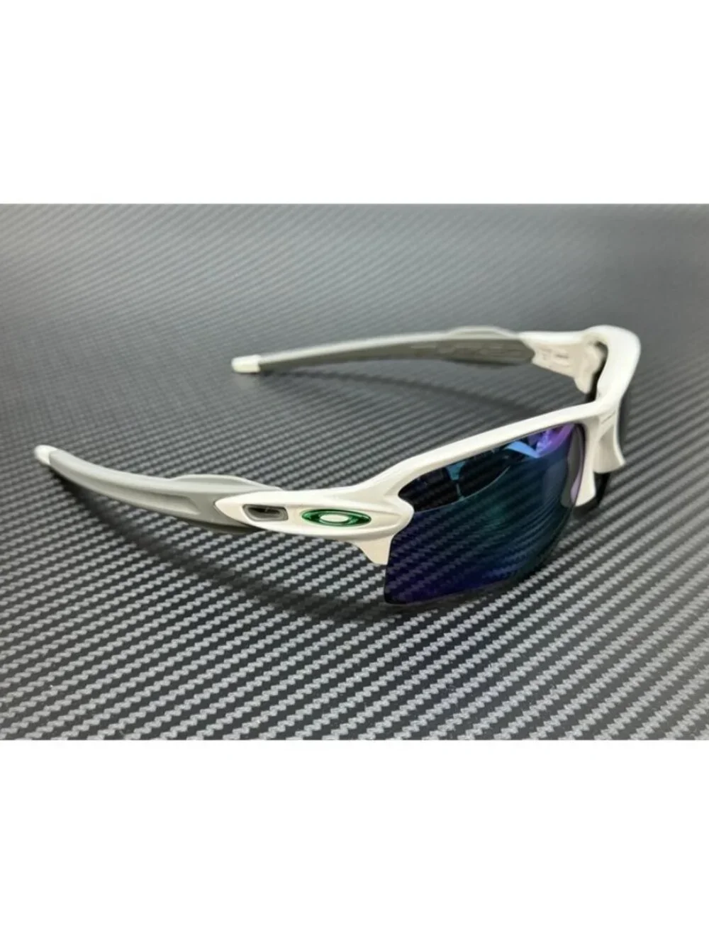 New Oakley Men  Sunglasses --